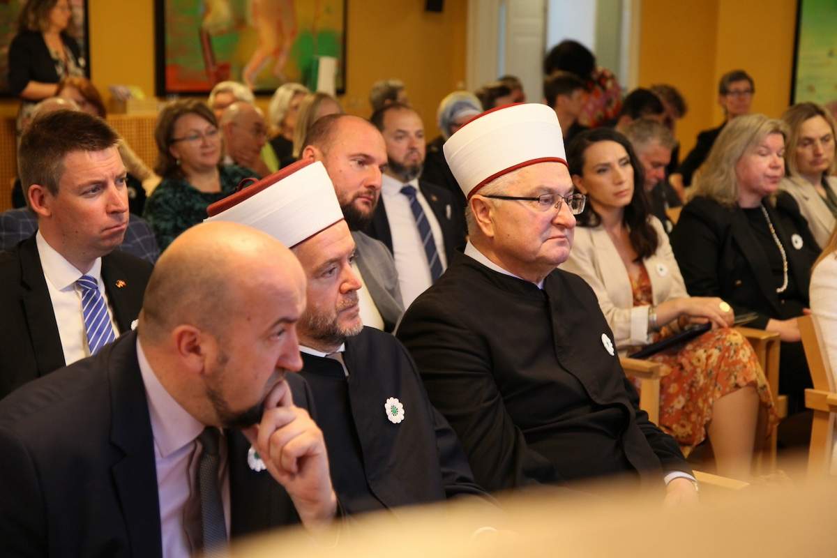Director Muhamed Jusić and Mufti Senaid Kobilica and Aziz Hasanović